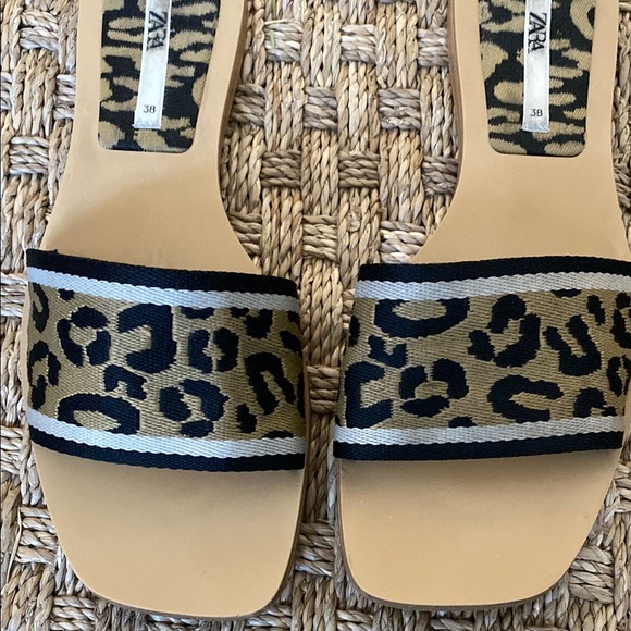 Zara Leopard Print Women's Sandals - Picture 3 of 6